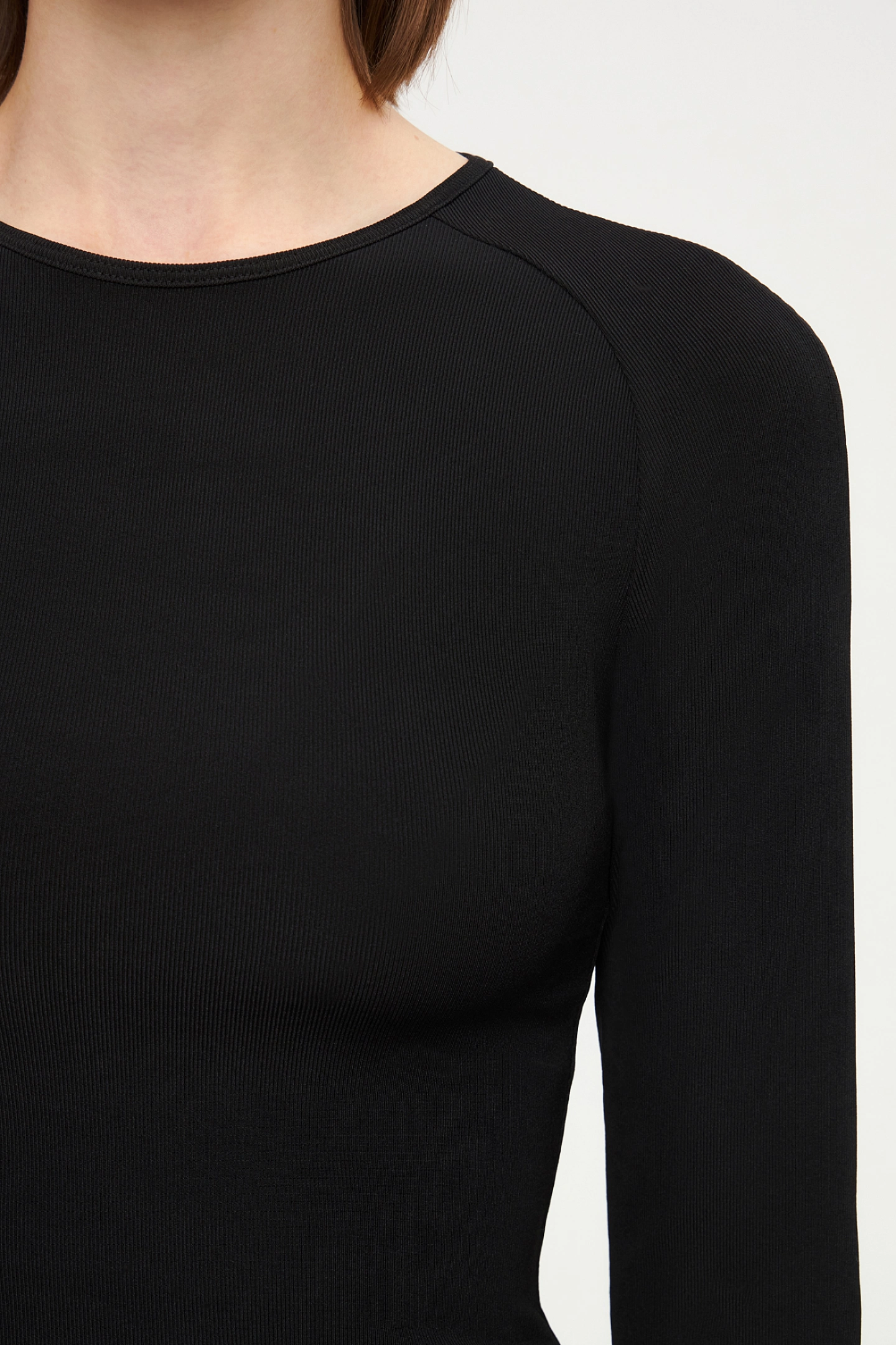 Raglan sleeve sweatshirt