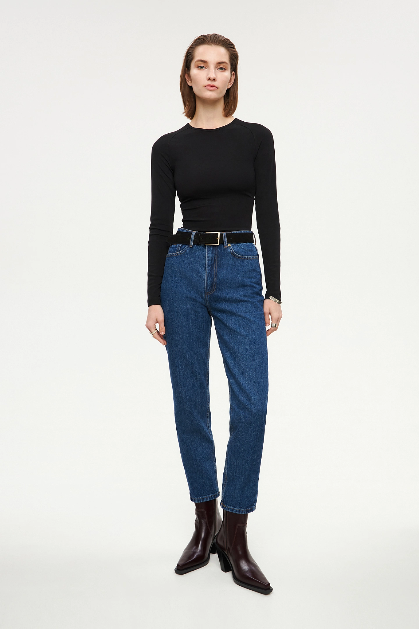 Raglan sleeve sweatshirt