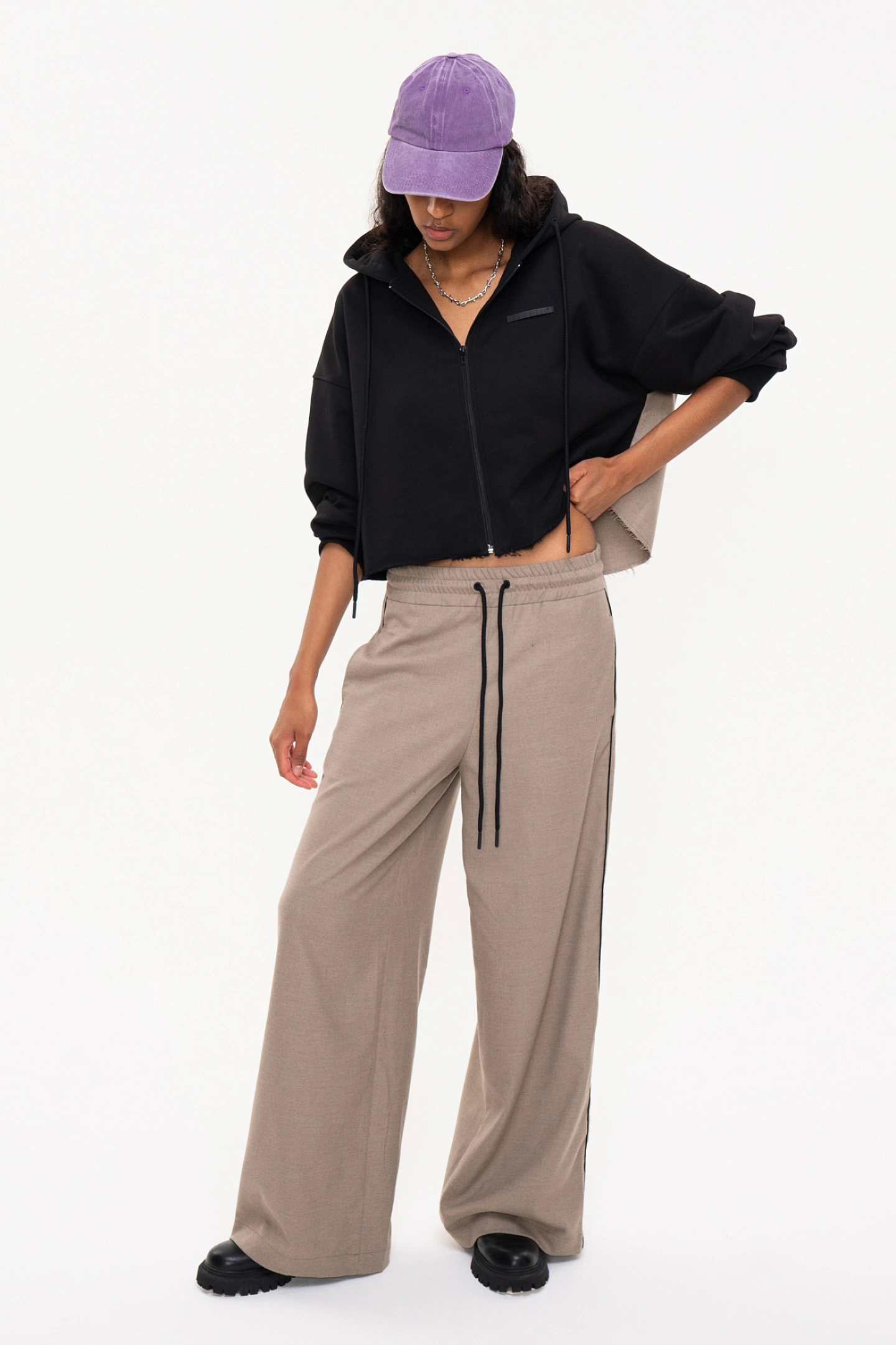 Худи с отделкой из фланели и брюки из фланели