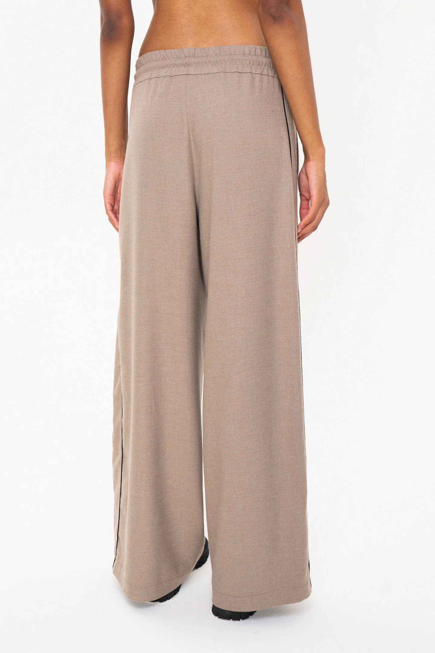 Худи с отделкой из фланели и брюки из фланели