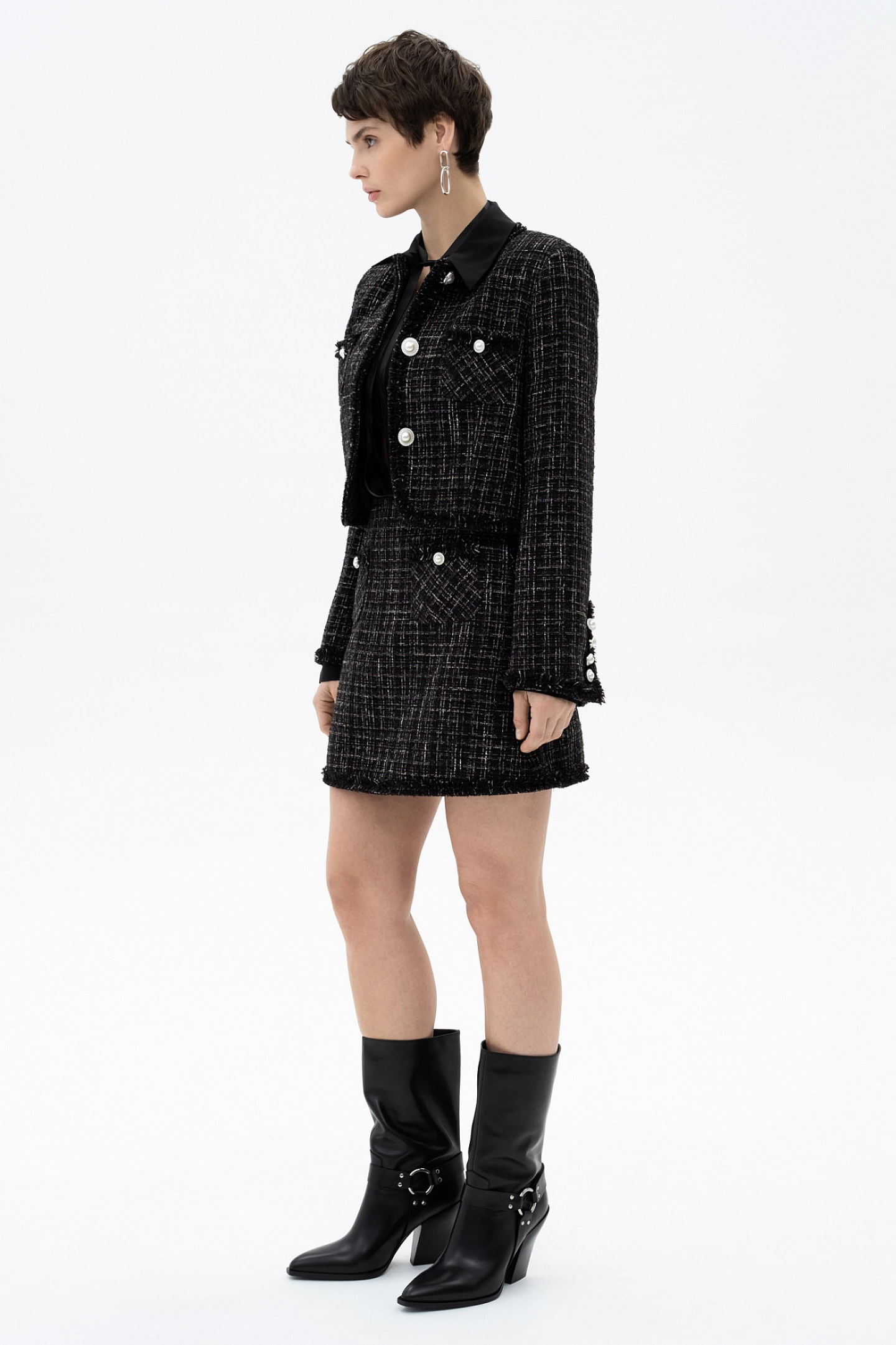 Жакет из твида короткий и юбка-мини
