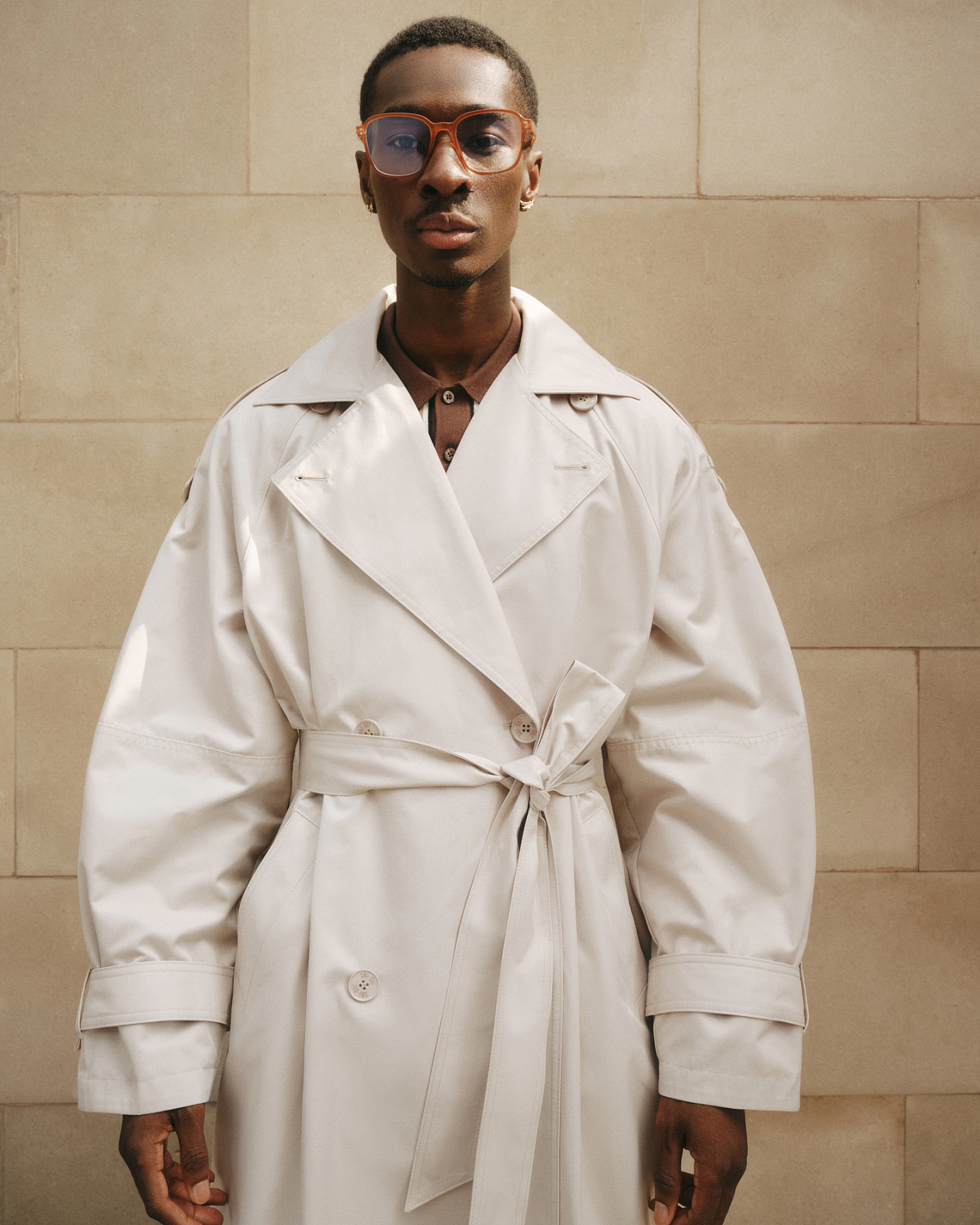 Тренч оверсайз с широким рукавом