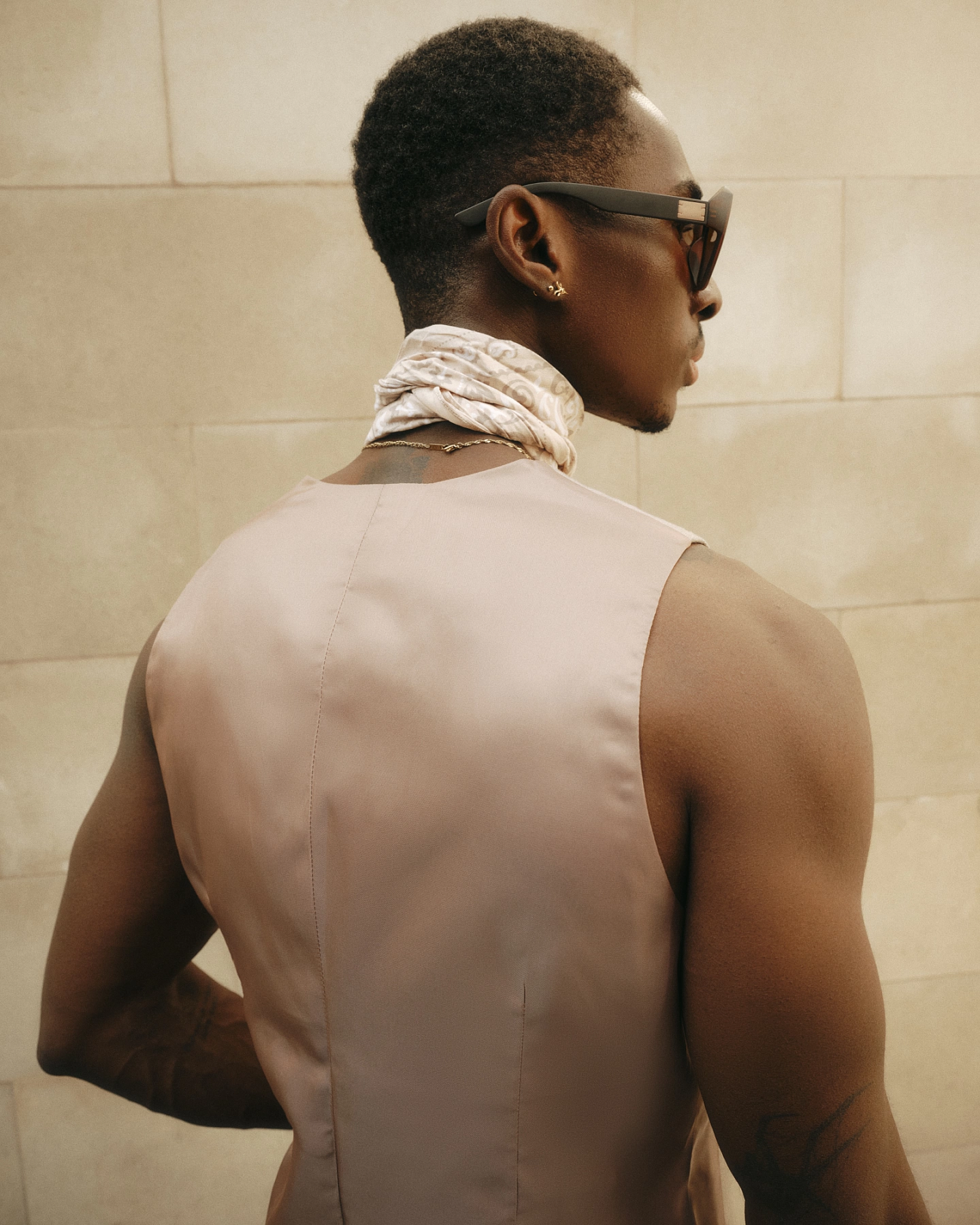 Жилет и брюки классические