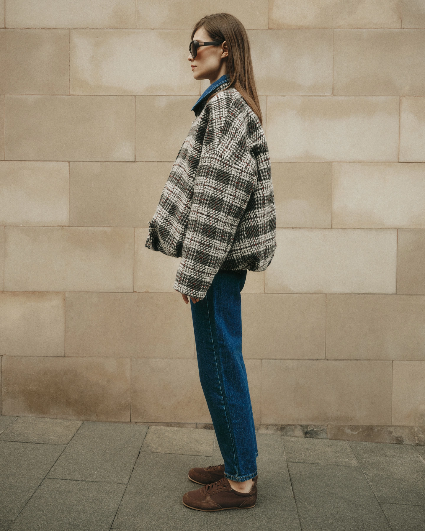 Voluminous bomber made of coat fabric