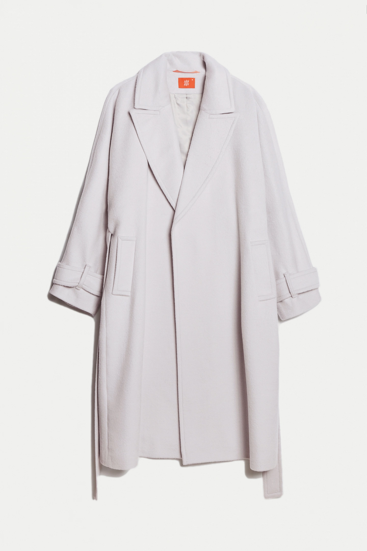 One-piece sleeve coat