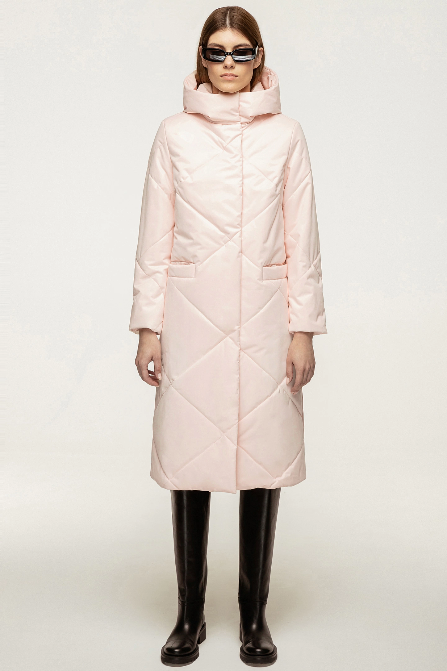 Hood straight quilted coat