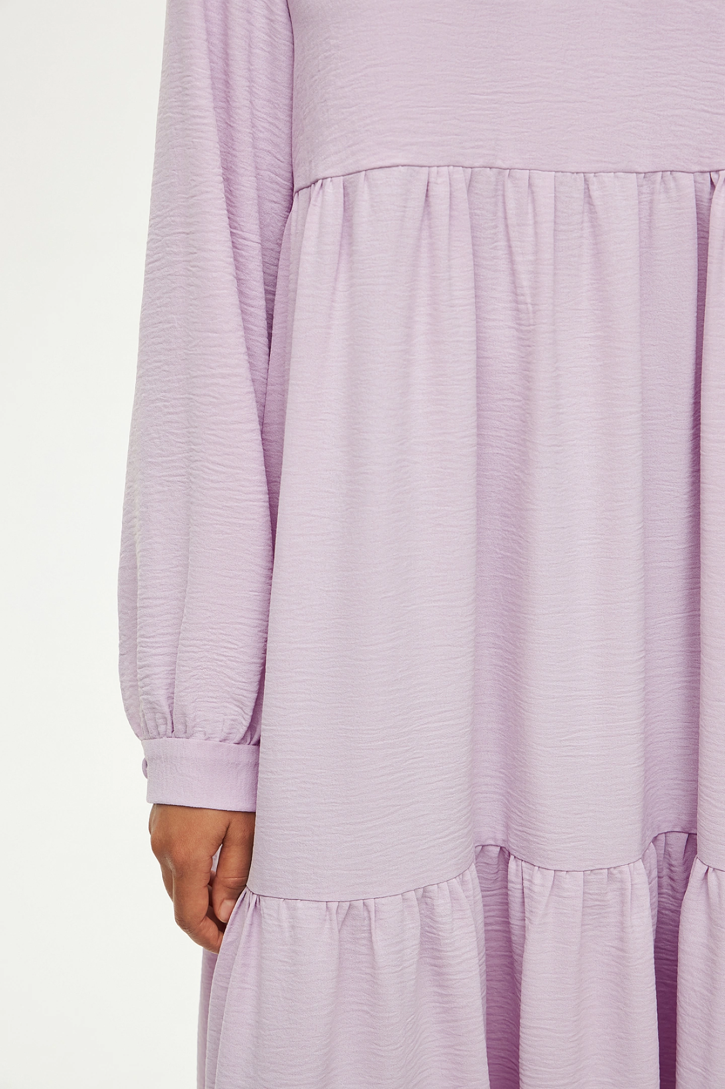 Платье ярусное с длинным рукавом