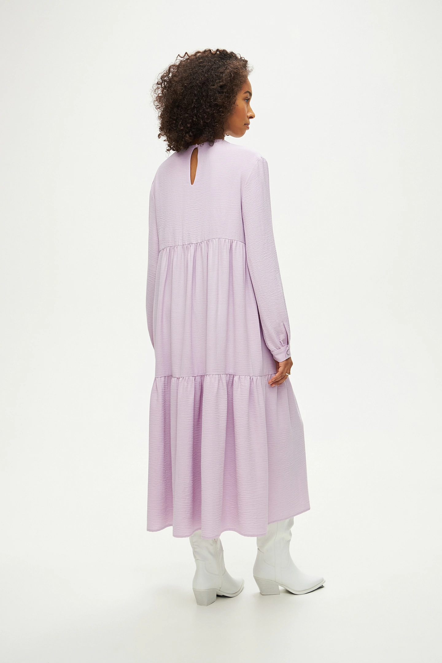 Платье ярусное с длинным рукавом