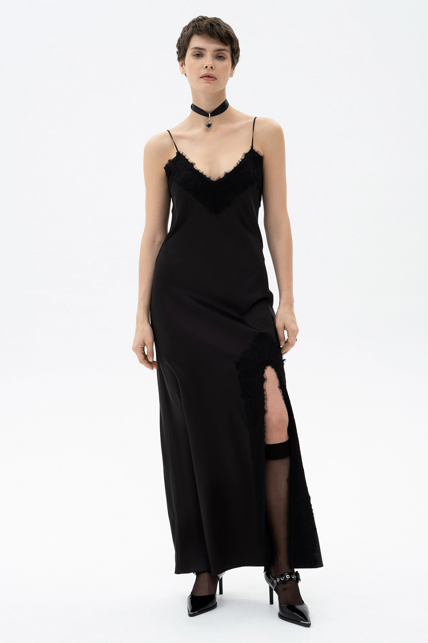 Платье-комбинация с кружевом