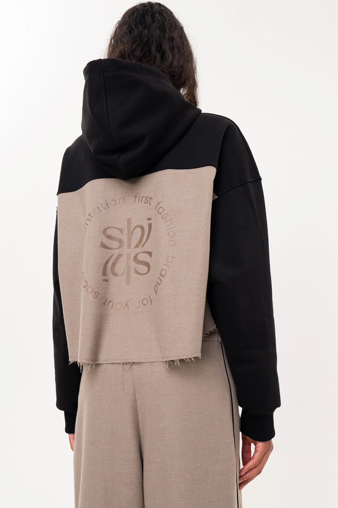 Худи с отделкой из фланели